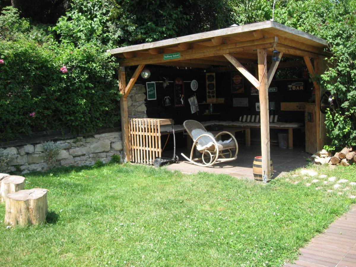 Danube View House With Garden Vienna Exterior photo